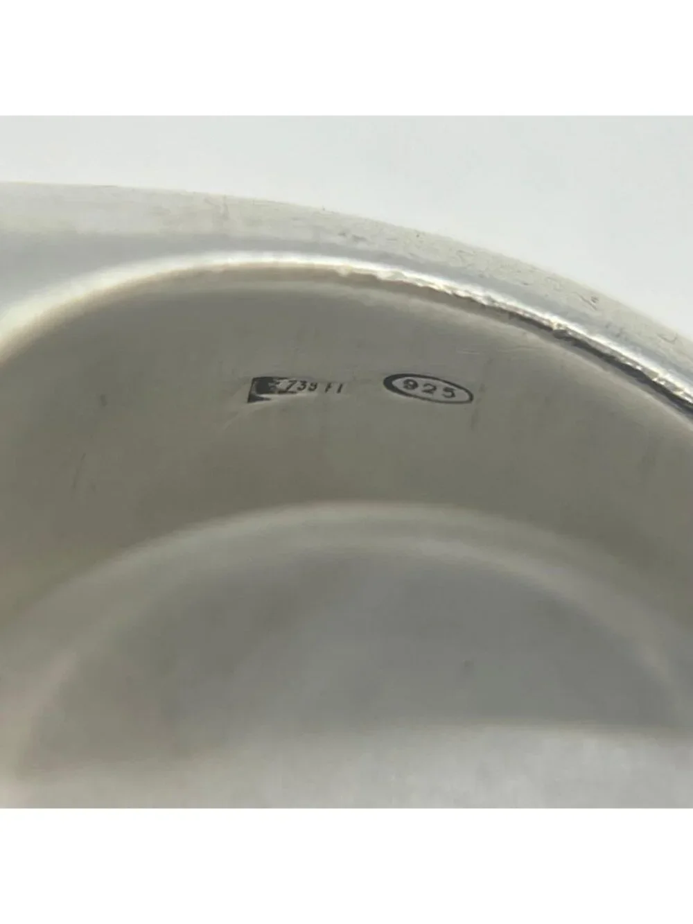 Gucci GG Motif Signet Ring